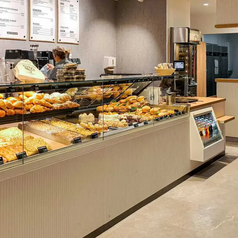 Bäckerei Klingenberg Höxter , Theke im Eingang